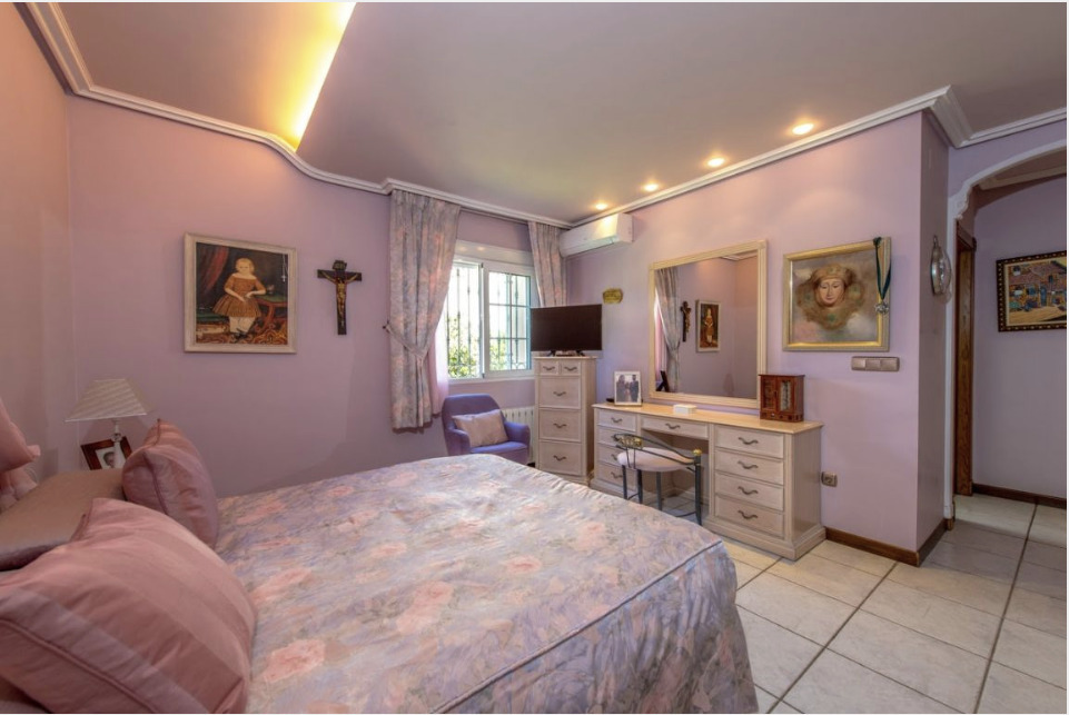 For sale - 6 Bedroom 5 Bathroom Villa in La Mata - Costa Blanca  - Alicante