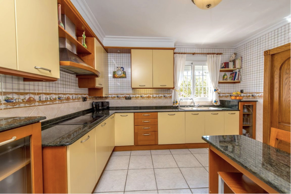 For sale - 6 Bedroom 5 Bathroom Villa in La Mata - Costa Blanca  - Alicante