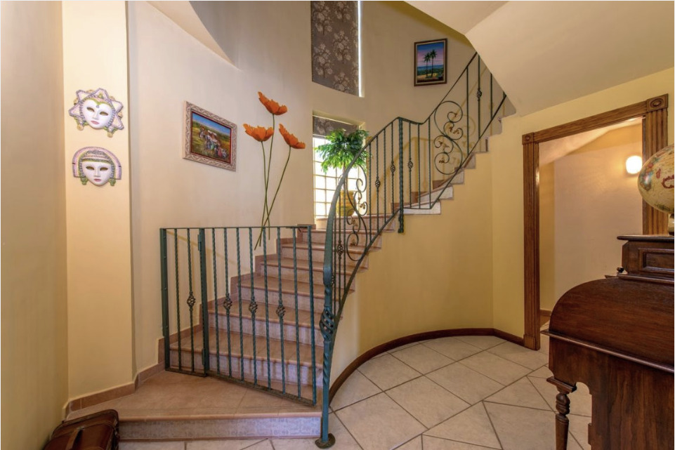 For sale - 6 Bedroom 5 Bathroom Villa in La Mata - Costa Blanca  - Alicante
