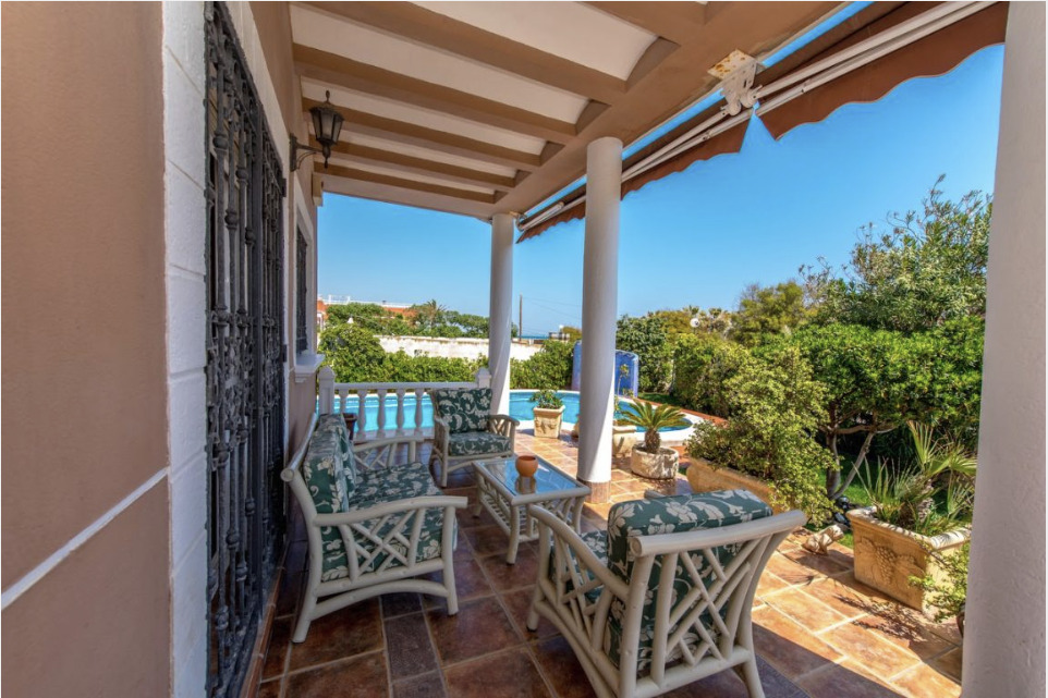 For sale - 6 Bedroom 5 Bathroom Villa in La Mata - Costa Blanca  - Alicante