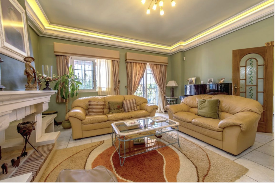 For sale - 6 Bedroom 5 Bathroom Villa in La Mata - Costa Blanca  - Alicante