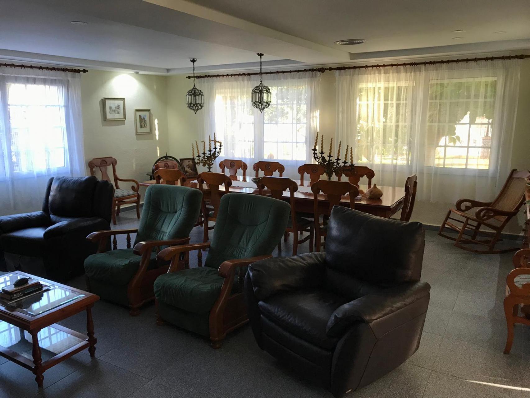 For sale - 6 Bedroom 3 Bathroom Villa in Orihuela Costa - Costa Blanca  - Alicante