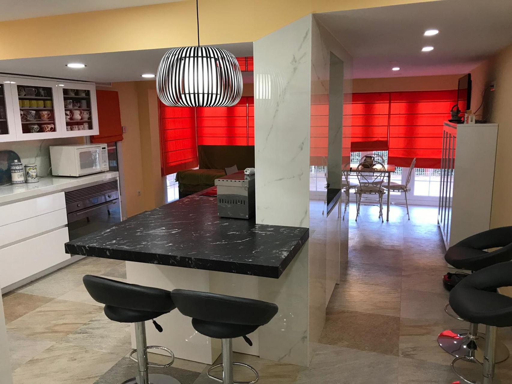 For sale - 6 Bedroom 3 Bathroom Villa in Orihuela Costa - Costa Blanca  - Alicante