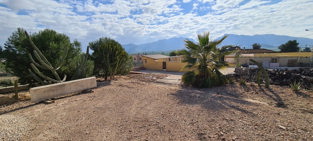 For sale - 3 Bedroom 4 Bathroom Villa in Orihuela - Inland  - Alicante