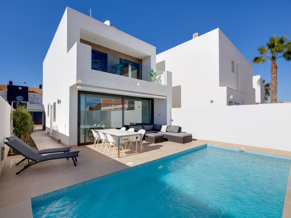 3 Bedroom 2 Bathroom Villa in San Javier