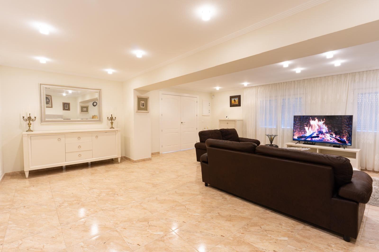 For sale - 7 Bedroom 4 Bathroom Villa in Torrevieja - Los Balcones - Los Altos Del Edén  - Alicante