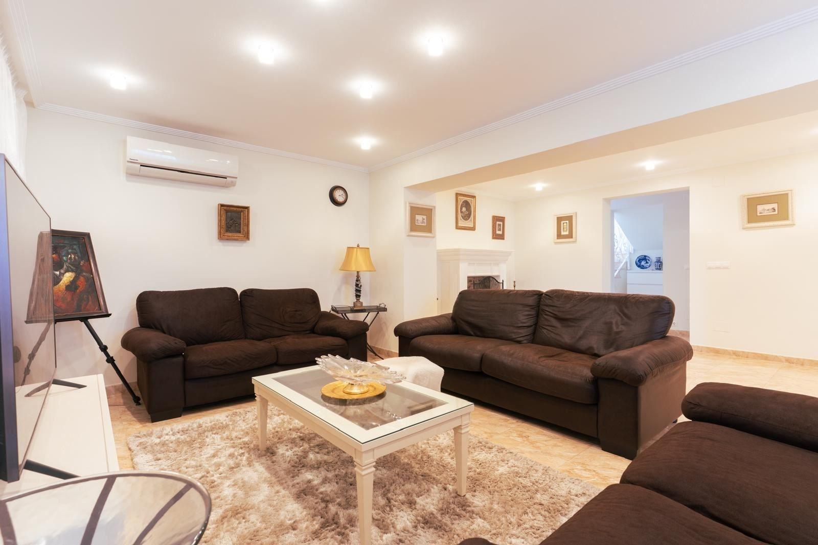 For sale - 7 Bedroom 4 Bathroom Villa in Torrevieja - Los Balcones - Los Altos Del Edén  - Alicante
