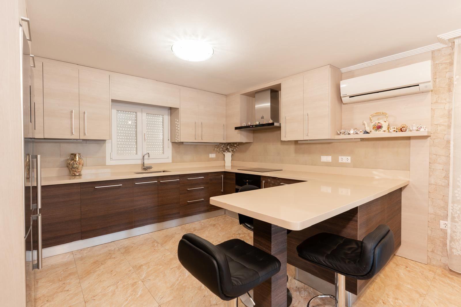 For sale - 7 Bedroom 4 Bathroom Villa in Torrevieja - Los Balcones - Los Altos Del Edén  - Alicante