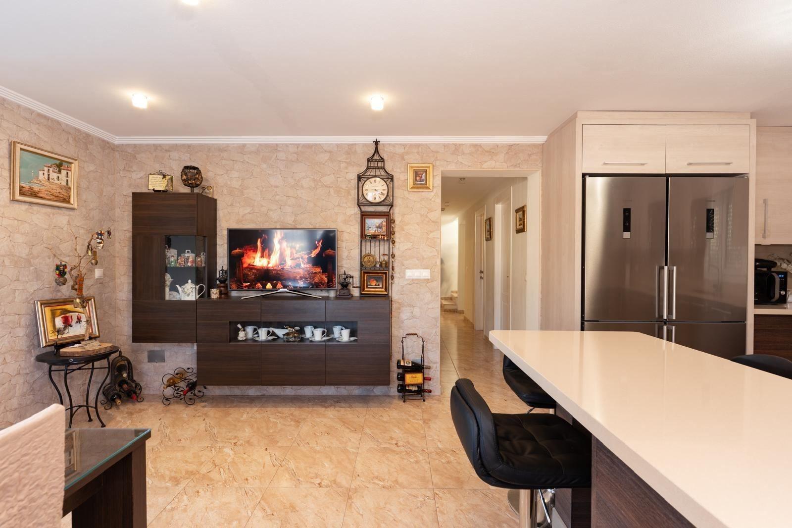 For sale - 7 Bedroom 4 Bathroom Villa in Torrevieja - Los Balcones - Los Altos Del Edén  - Alicante