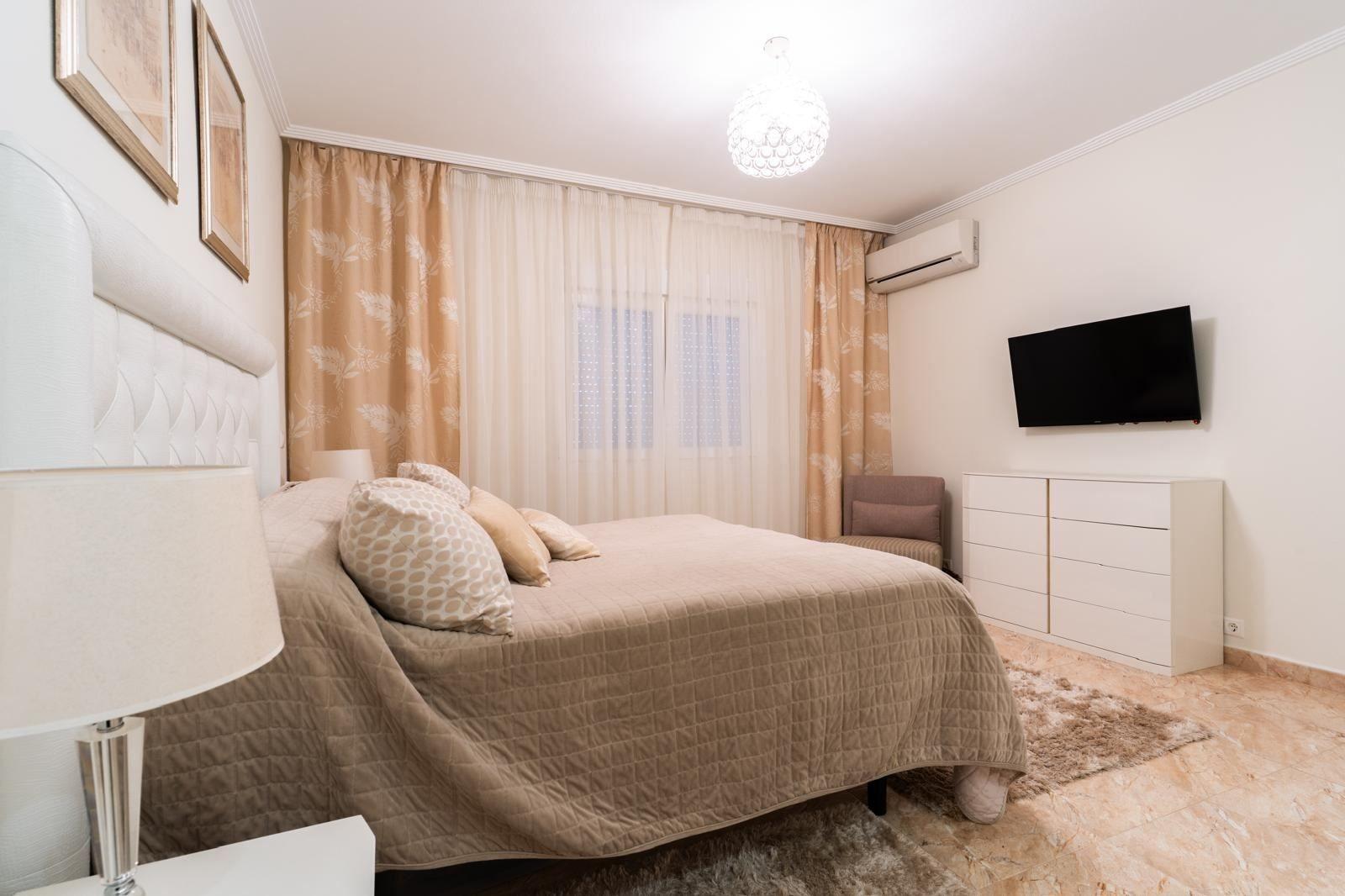 For sale - 7 Bedroom 4 Bathroom Villa in Torrevieja - Los Balcones - Los Altos Del Edén  - Alicante