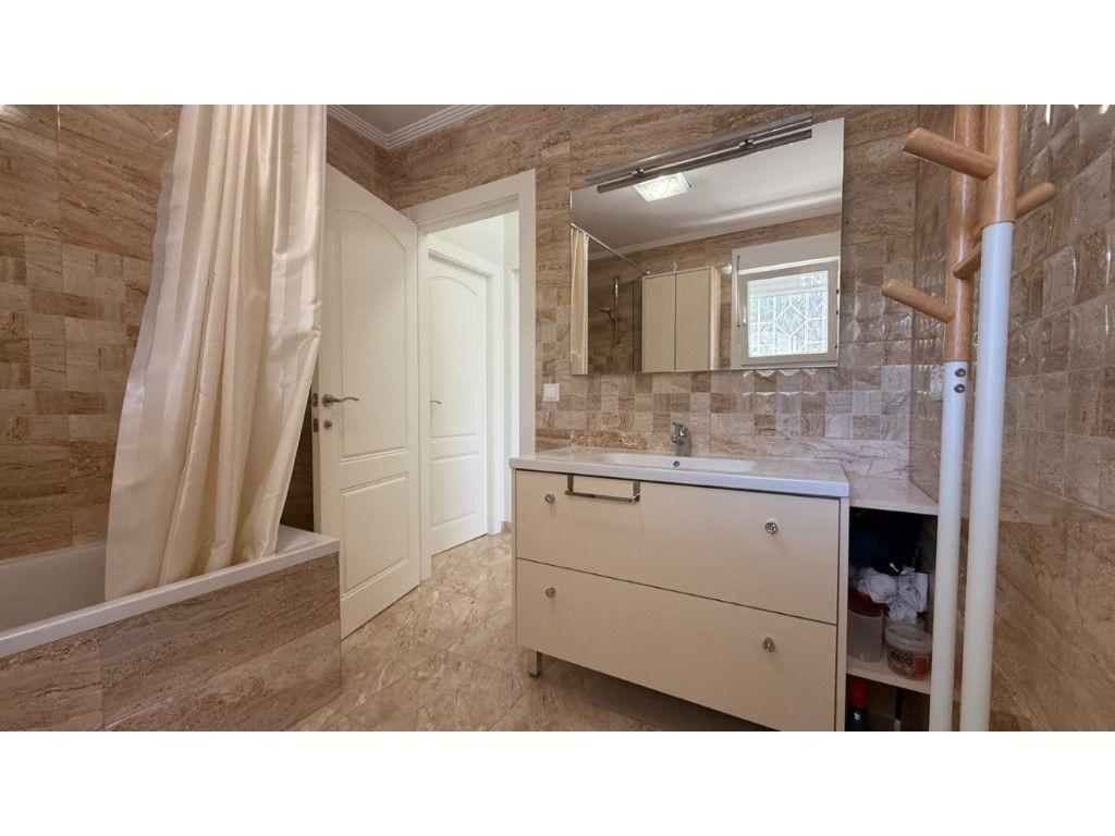 For sale - 7 Bedroom 4 Bathroom Villa in Torrevieja - Los Balcones - Los Altos Del Edén  - Alicante