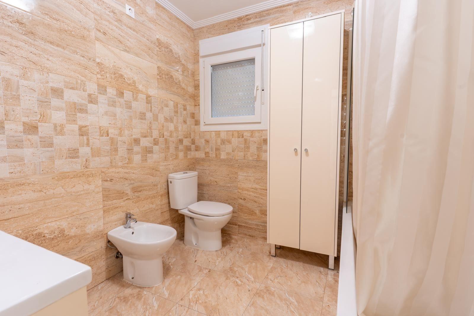 For sale - 7 Bedroom 4 Bathroom Villa in Torrevieja - Los Balcones - Los Altos Del Edén  - Alicante