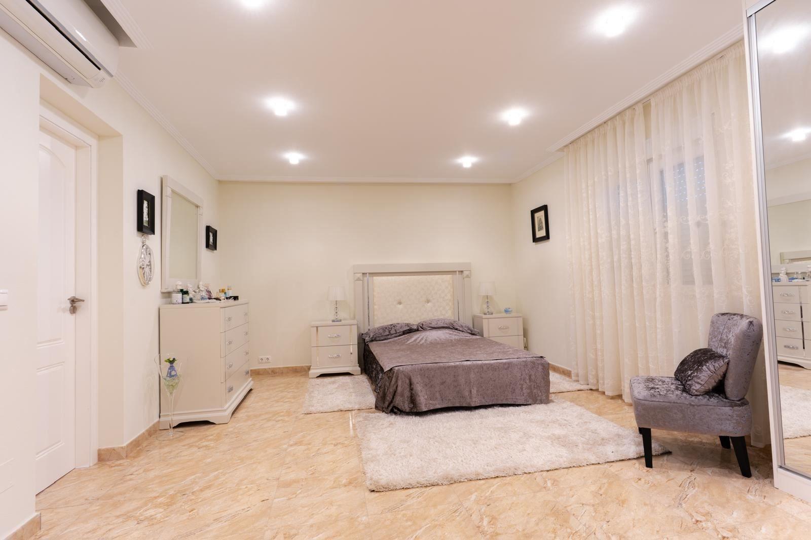 For sale - 7 Bedroom 4 Bathroom Villa in Torrevieja - Los Balcones - Los Altos Del Edén  - Alicante