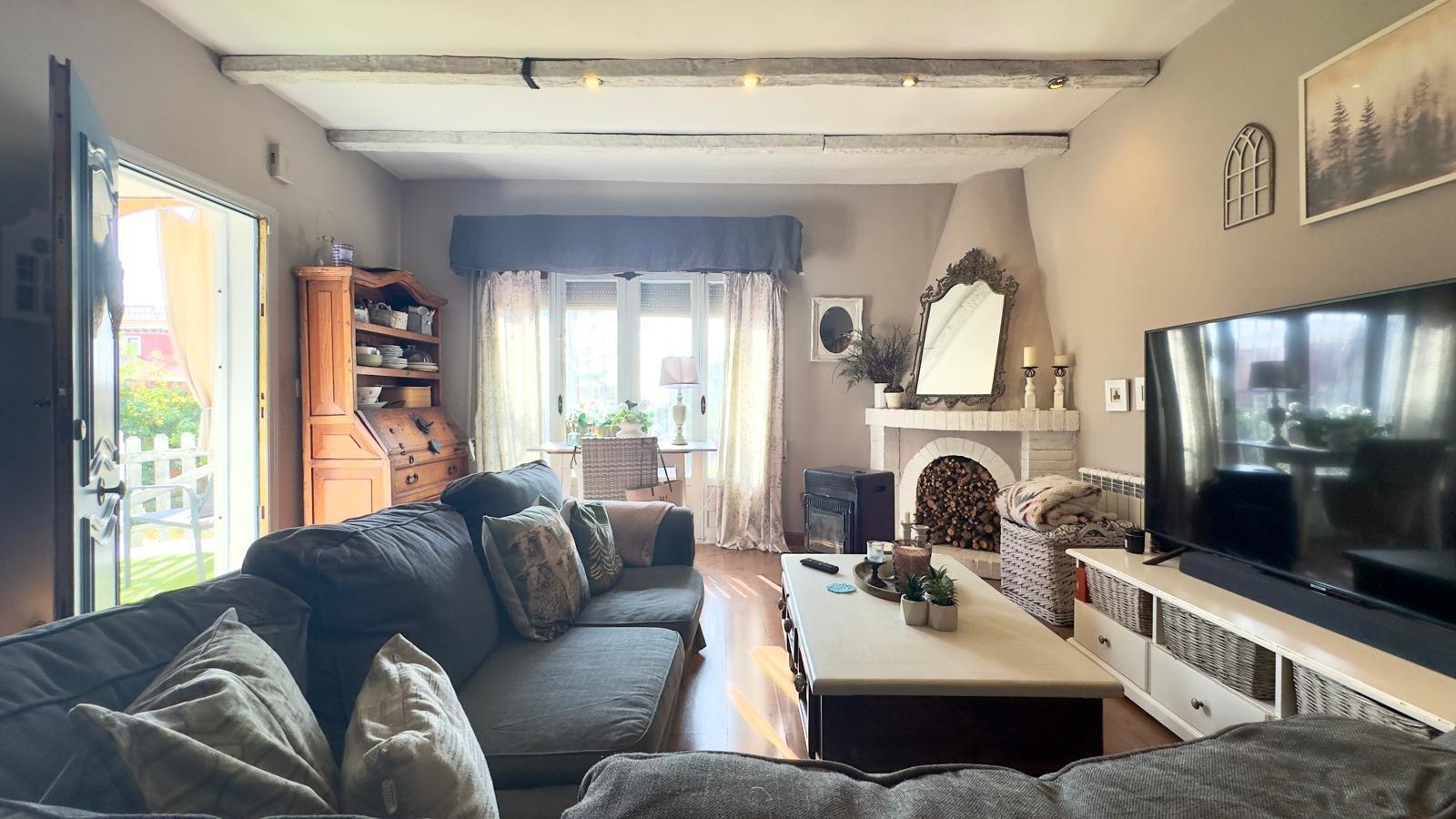 For sale - 3 Bedroom 1 Bathroom Villa in Torrevieja - Torreblanca  - Alicante