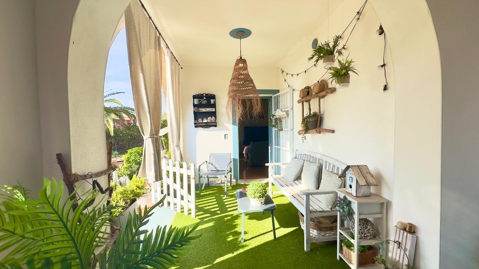 For sale - 3 Bedroom 1 Bathroom Villa in Torrevieja - Torreblanca  - Alicante