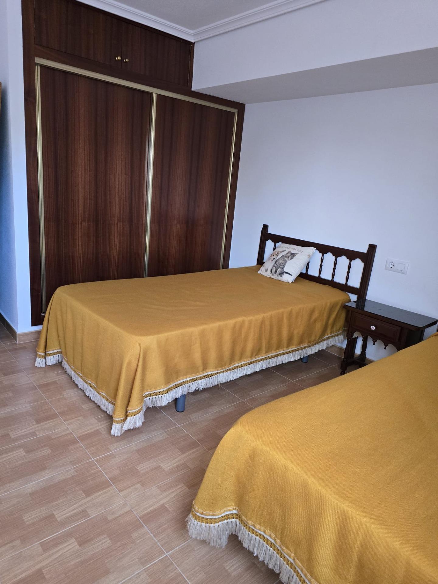 For sale - 7 Bedroom 4 Bathroom Villa in Orihuela Costa - Campoamor  - Alicante