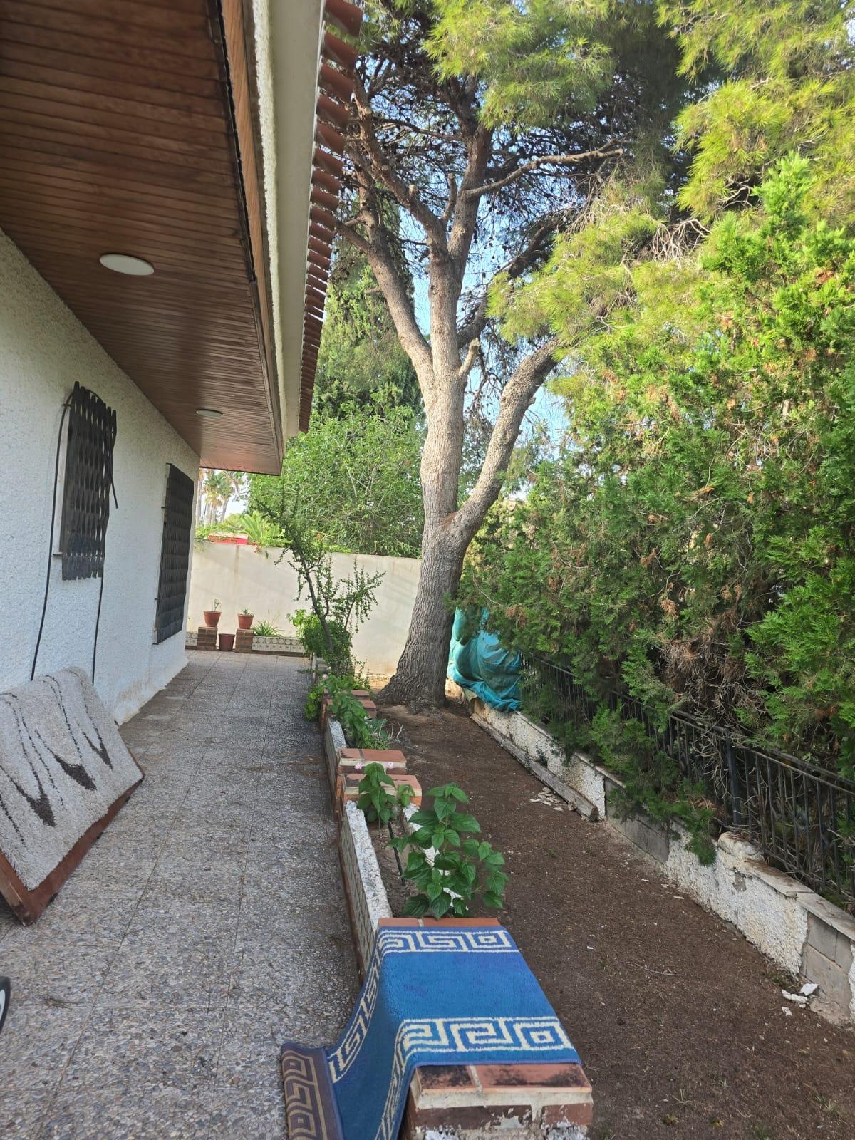 For sale - 7 Bedroom 4 Bathroom Villa in Orihuela Costa - Campoamor  - Alicante