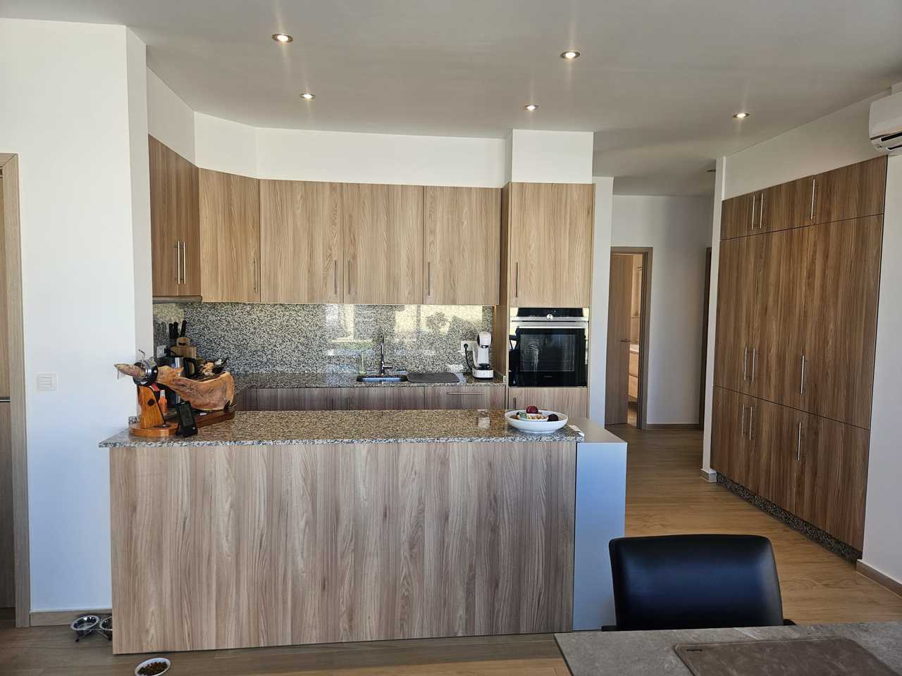 For sale - 4 Bedroom 2 Bathroom Villa in Torrevieja - Costa Blanca  - Alicante