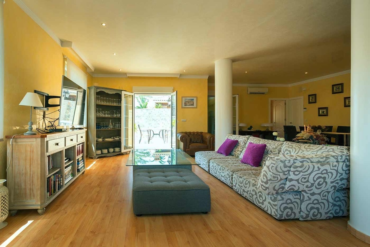 For sale - 5 Bedroom 5 Bathroom Villa in Orihuela Costa - Costa Blanca  - Alicante