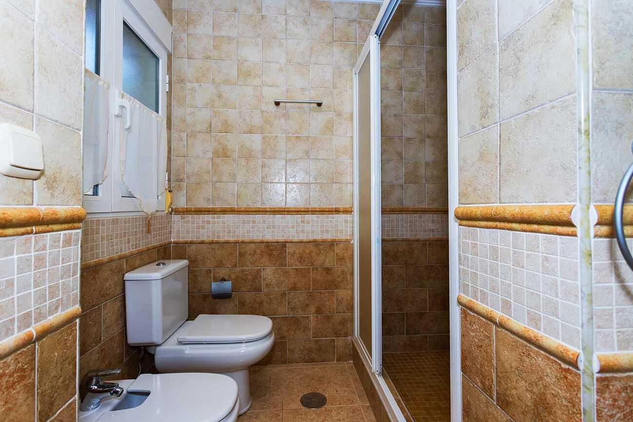 For sale - 5 Bedroom 5 Bathroom Villa in Orihuela Costa - Costa Blanca  - Alicante