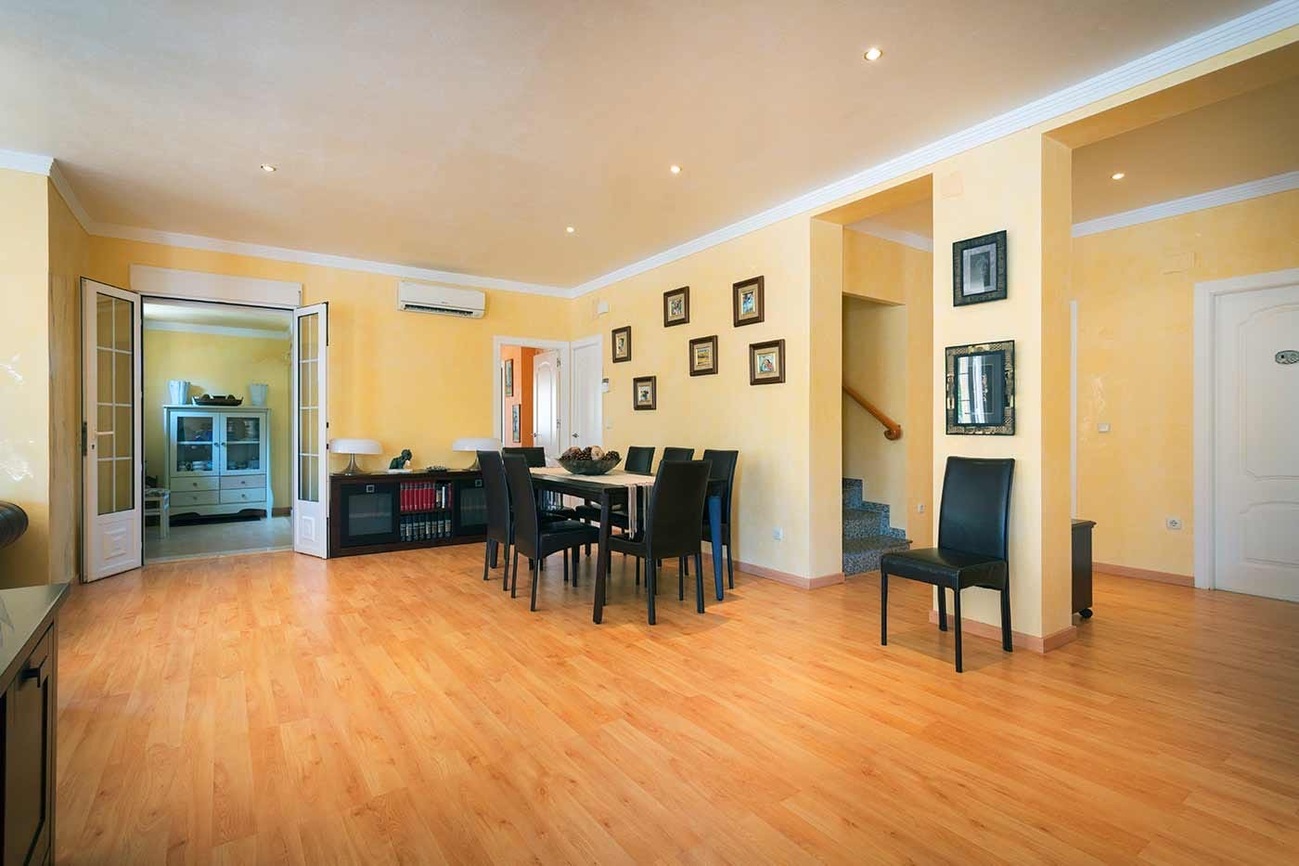 For sale - 5 Bedroom 5 Bathroom Villa in Orihuela Costa - Costa Blanca  - Alicante