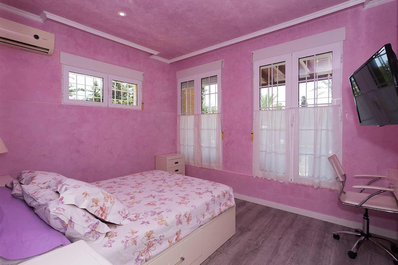 For sale - 5 Bedroom 5 Bathroom Villa in Orihuela Costa - Costa Blanca  - Alicante
