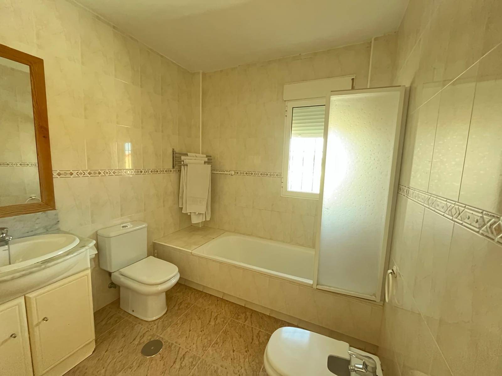 For sale - 5 Bedroom 2 Bathroom Town House in Santiago de la Ribera - San Blas  - Murcia