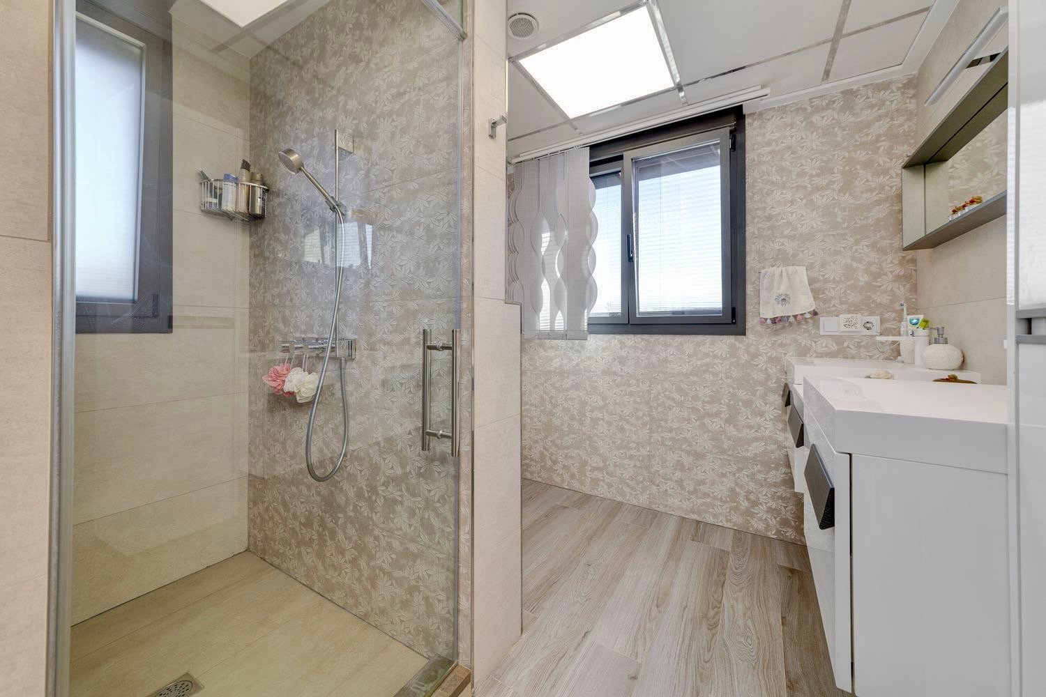 For sale - 3 Bedroom 4 Bathroom Villa in Torrevieja - Costa Blanca  - Alicante