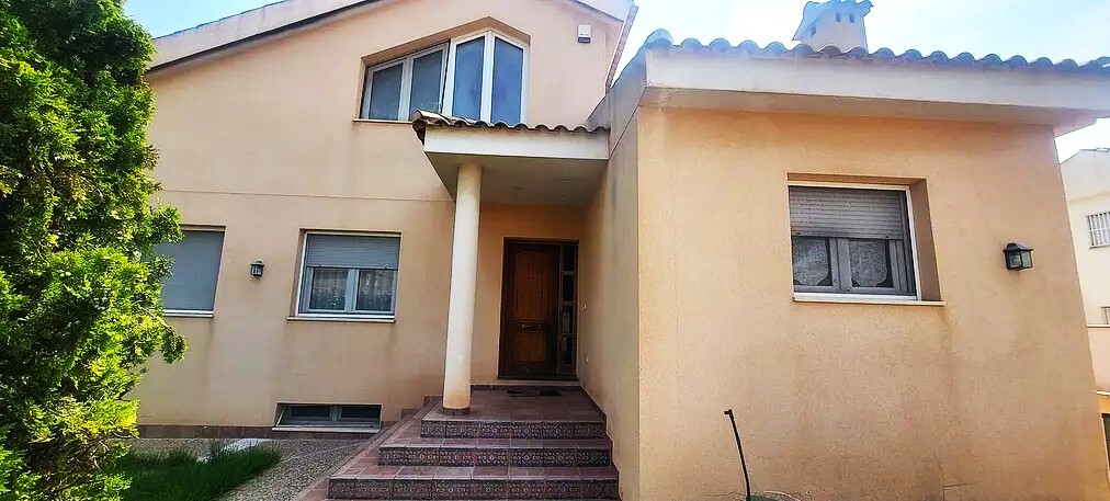 For sale - 4 Bedroom 3 Bathroom Villa in San Javier - Costa Calida  - Murcia