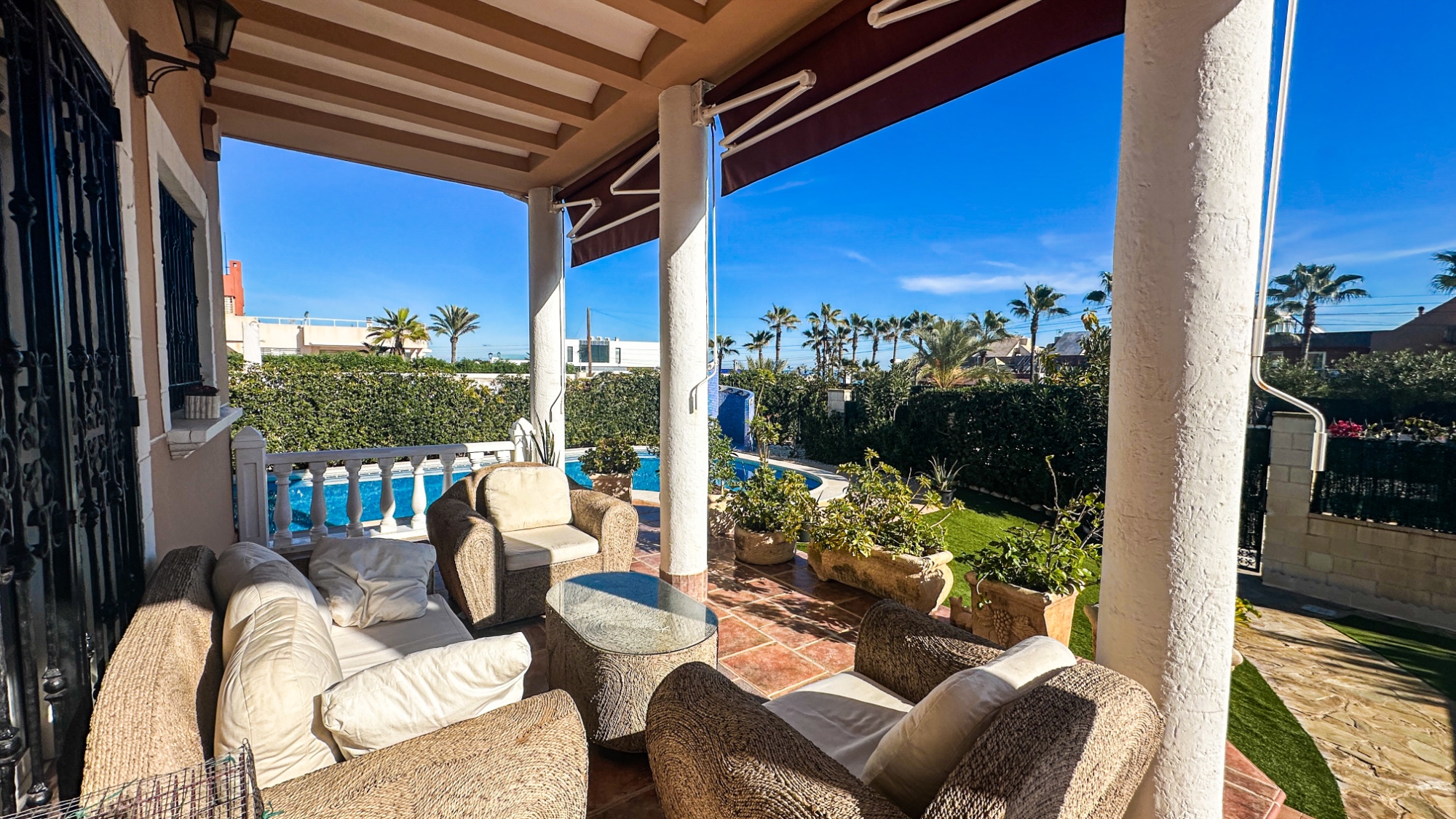 For sale - 6 Bedroom 5 Bathroom Villa in La Mata - Costa Blanca  - Alicante
