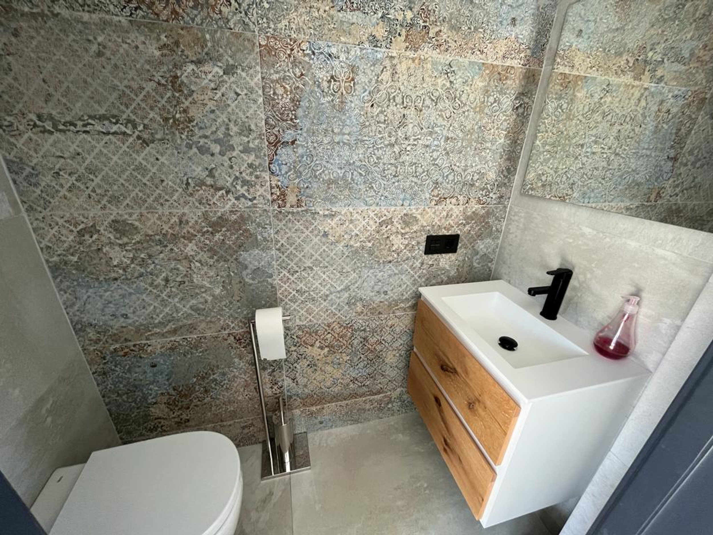 For sale - 5 Bedroom 7 Bathroom Villa in Rojales - Inland  - Alicante