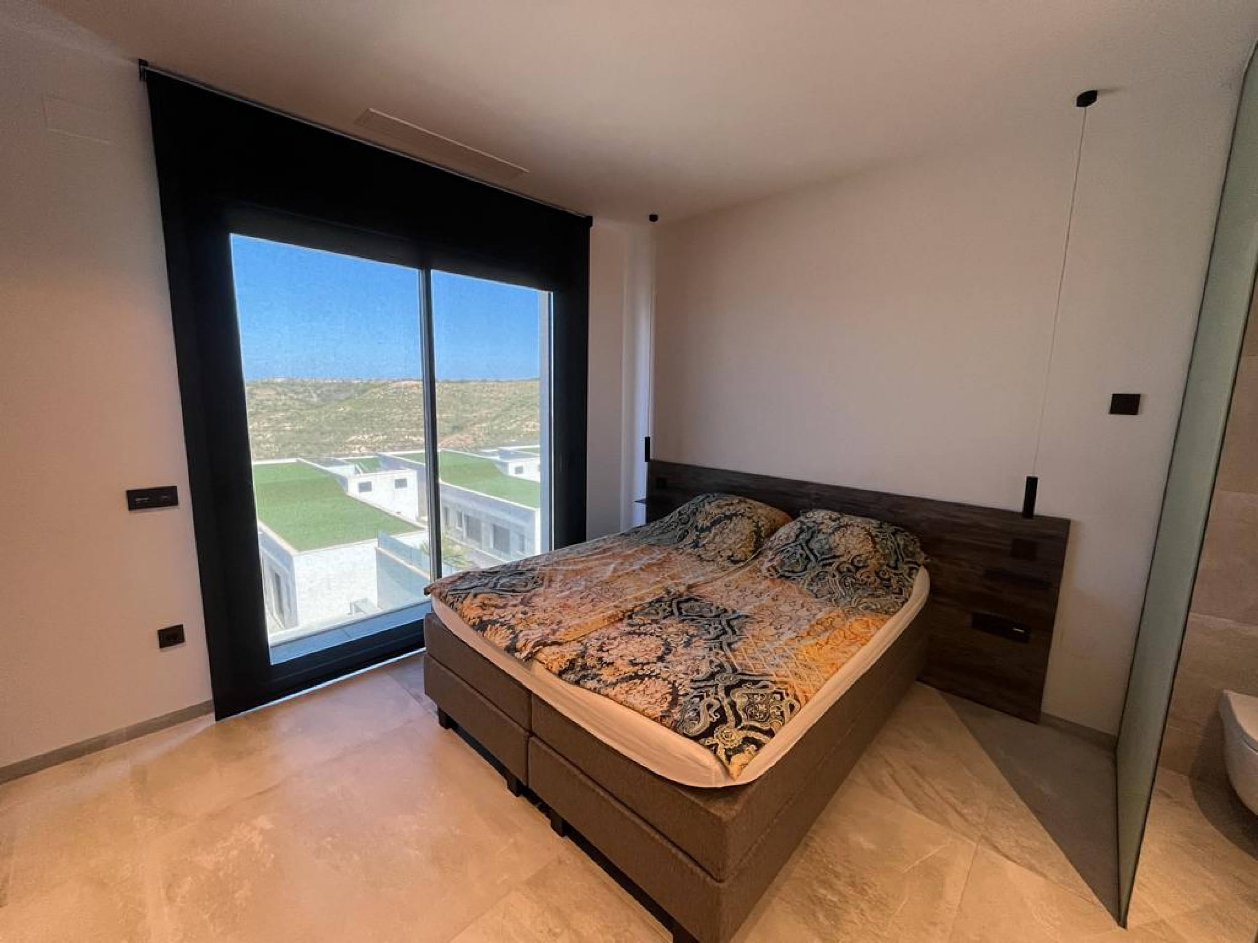 For sale - 5 Bedroom 7 Bathroom Villa in Rojales - Inland  - Alicante