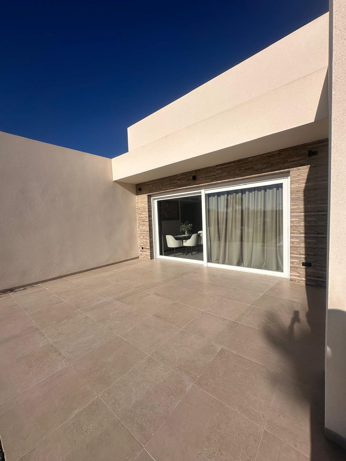 For sale - 4 Bedroom 4 Bathroom Villa in Algorfa - Algorfa  - Alicante
