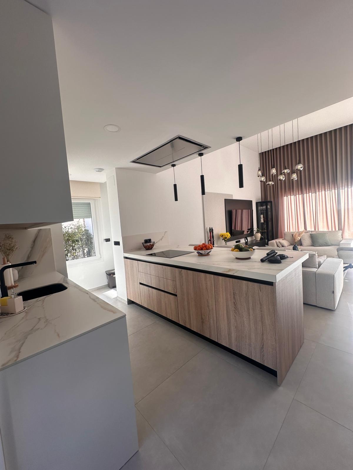 For sale - 4 Bedroom 4 Bathroom Villa in Algorfa - Algorfa  - Alicante