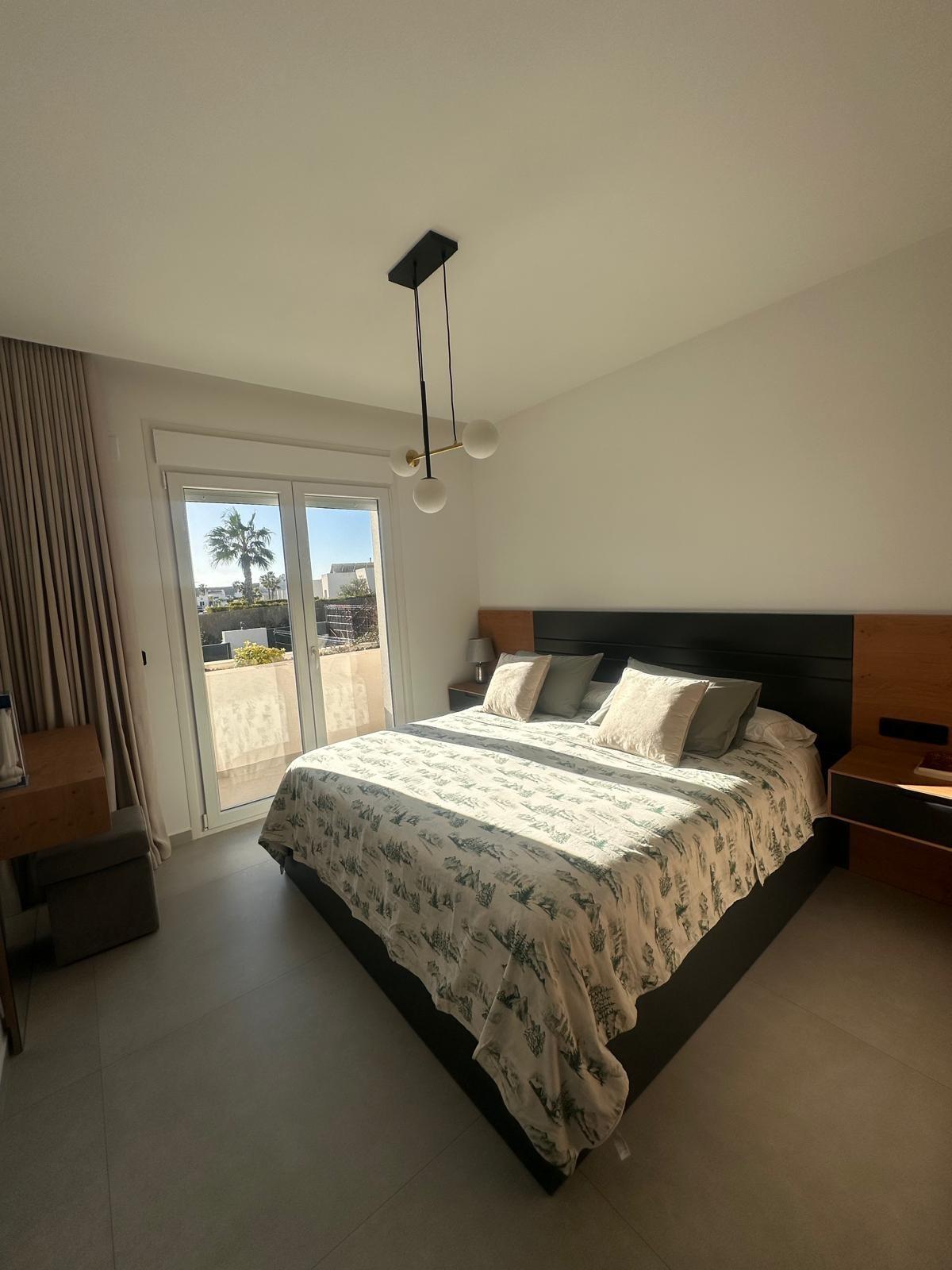 For sale - 4 Bedroom 4 Bathroom Villa in Algorfa - Algorfa  - Alicante