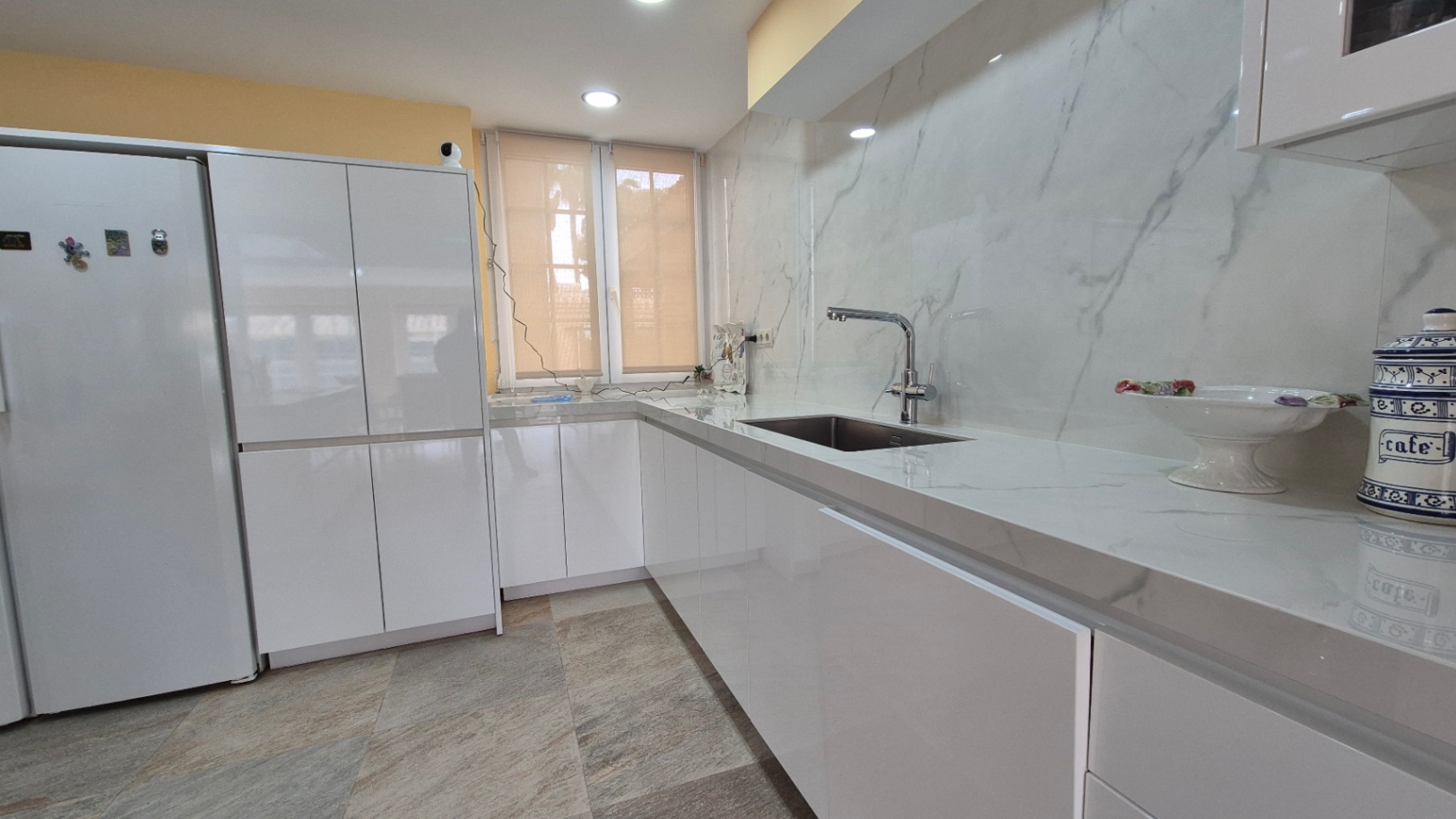 For sale - 7 Bedroom 3 Bathroom Villa in Orihuela - Inland  - Alicante