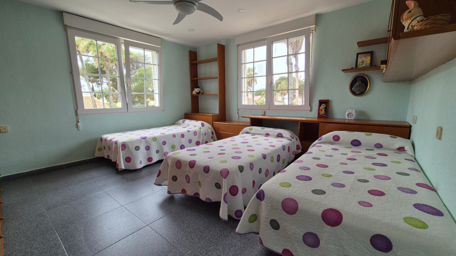 For sale - 7 Bedroom 3 Bathroom Villa in Orihuela - Inland  - Alicante