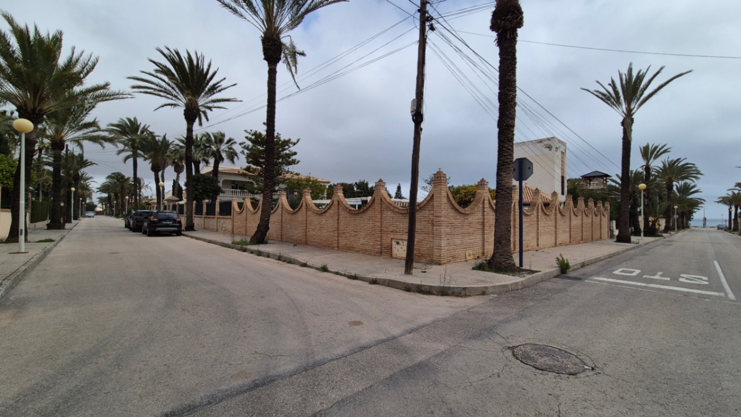 For sale - 7 Bedroom 3 Bathroom Villa in Orihuela - Inland  - Alicante