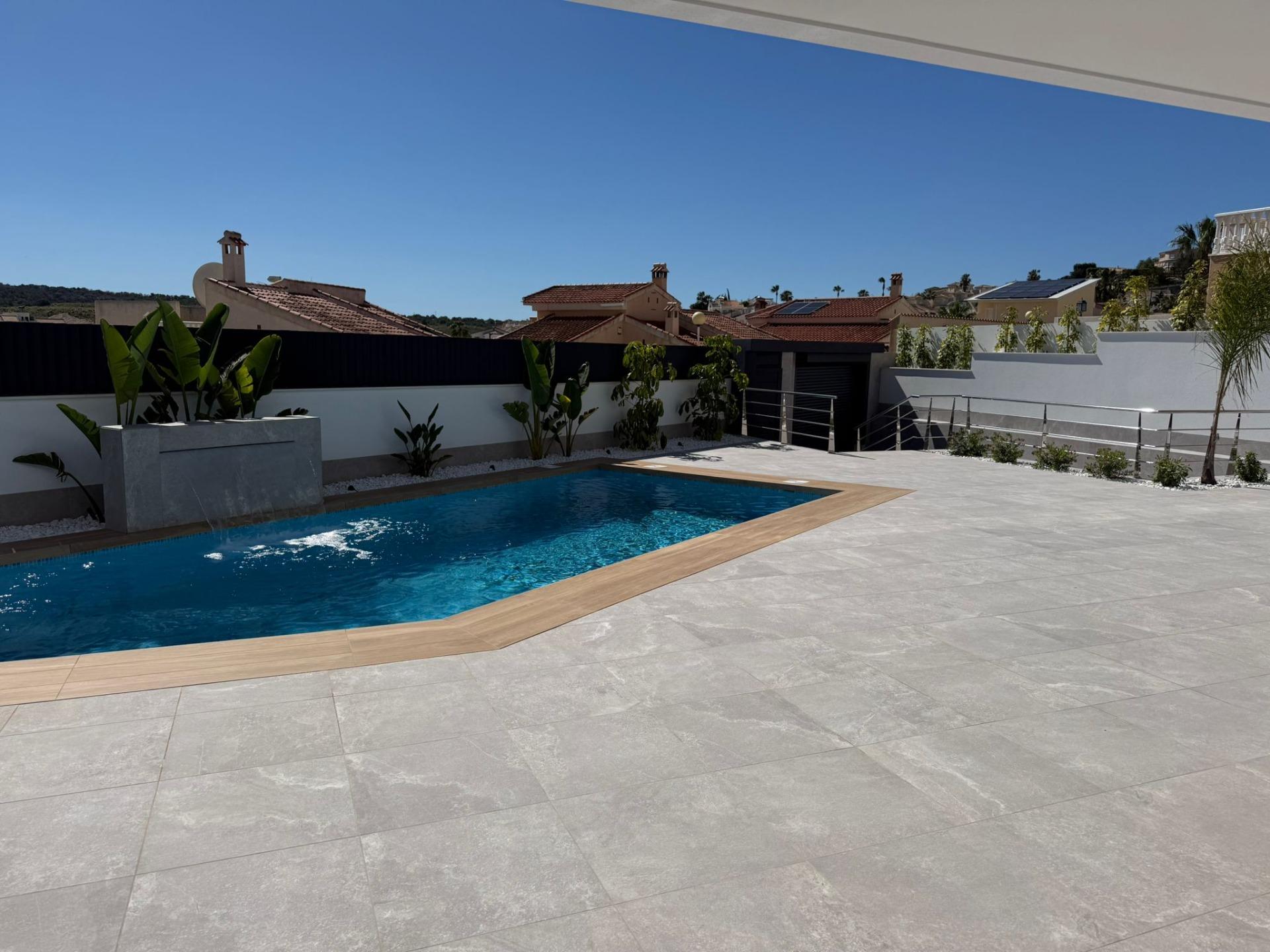For sale - 4 Bedroom 3 Bathroom Villa in Ciudad Quesada - La Marquesa  - Alicante