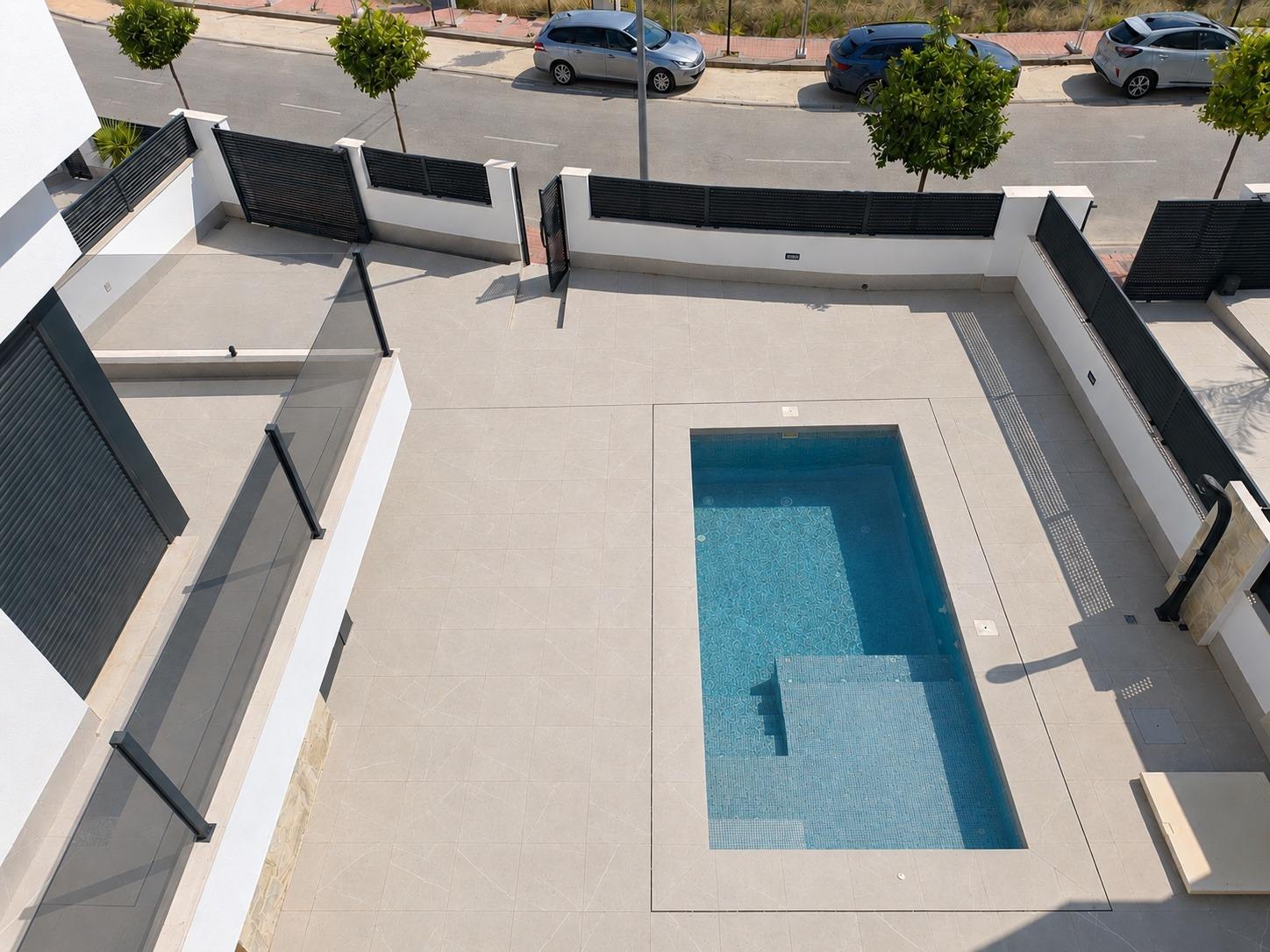 For sale - 6 Bedroom 3 Bathroom Villa in Los Alcazares - Dolores De Pacheco-santa Rosalía  - Murcia
