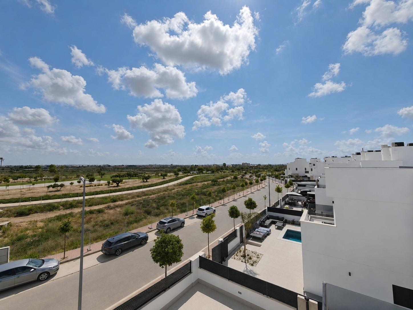 For sale - 6 Bedroom 3 Bathroom Villa in Los Alcazares - Dolores De Pacheco-santa Rosalía  - Murcia