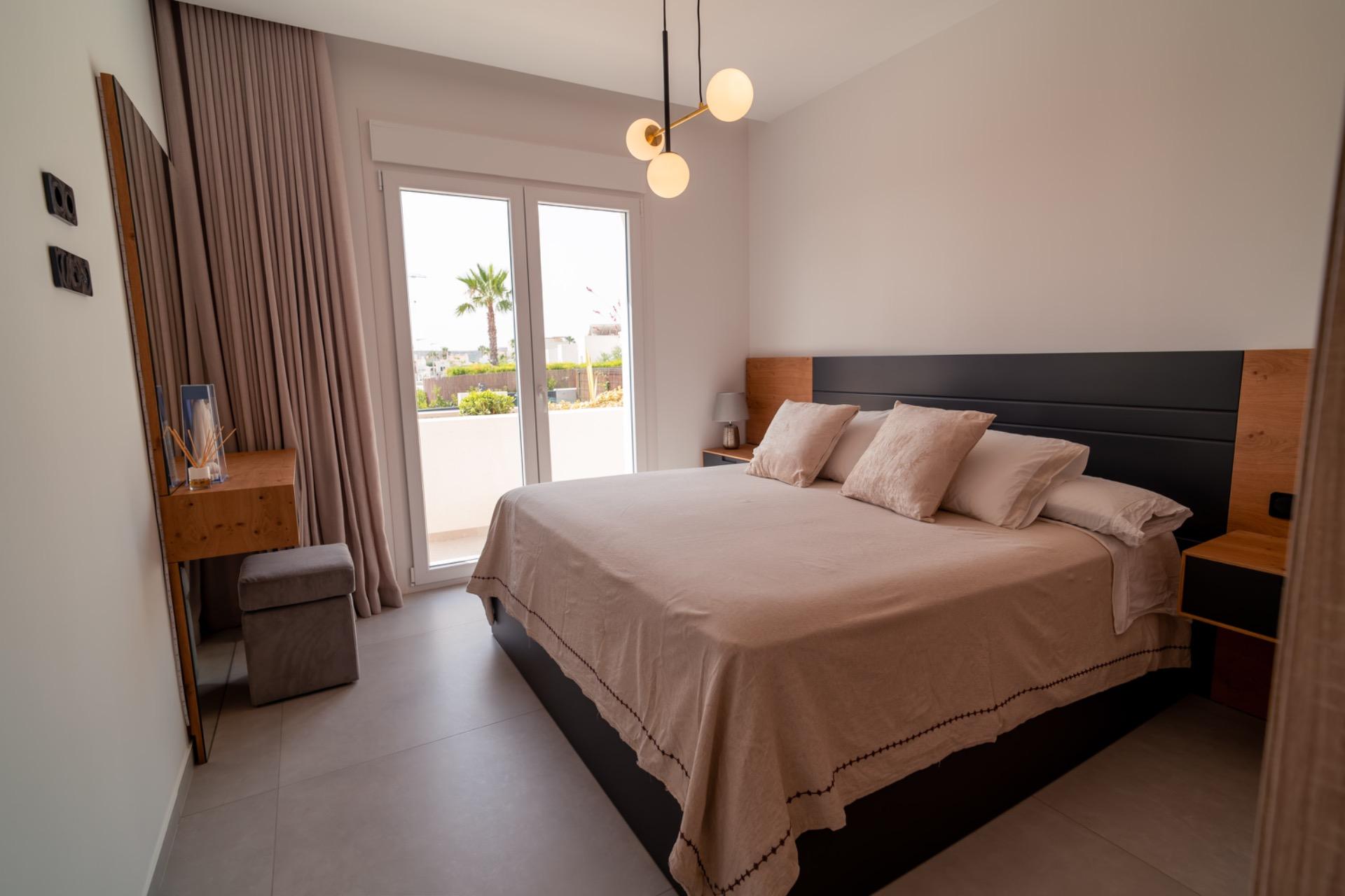 For sale - 3 Bedroom 2 Bathroom Villa in Algorfa - La Finca Golf  - Alicante