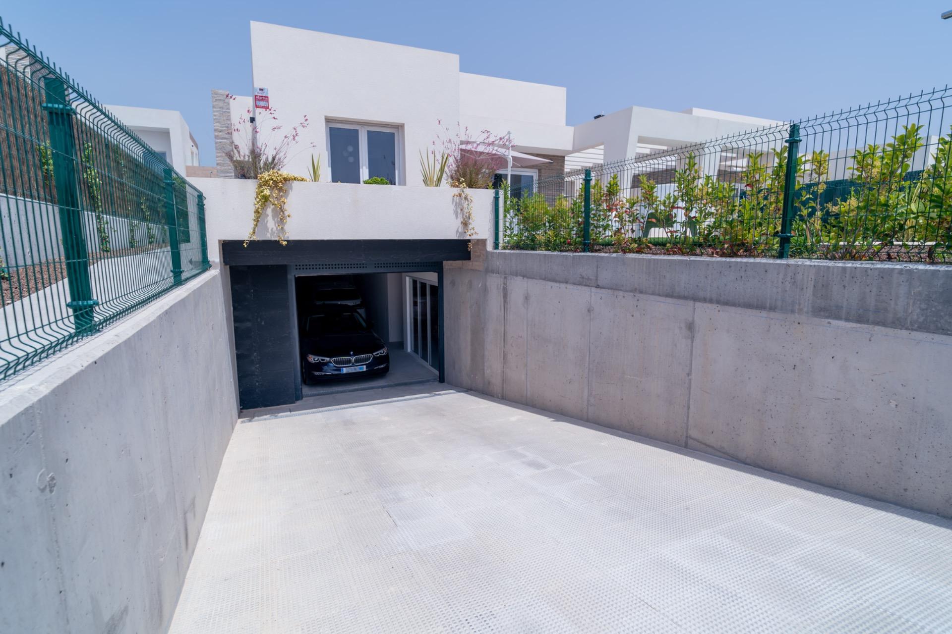 For sale - 3 Bedroom 2 Bathroom Villa in Algorfa - La Finca Golf  - Alicante