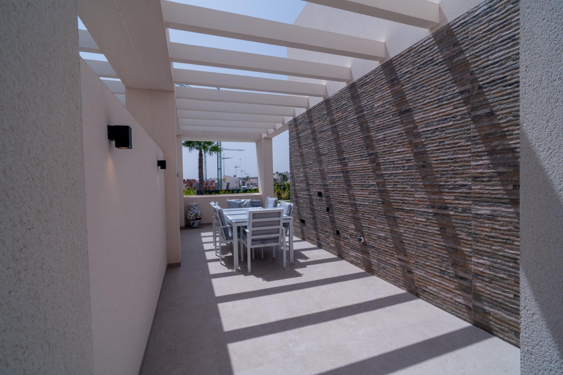 For sale - 3 Bedroom 2 Bathroom Villa in Algorfa - La Finca Golf  - Alicante