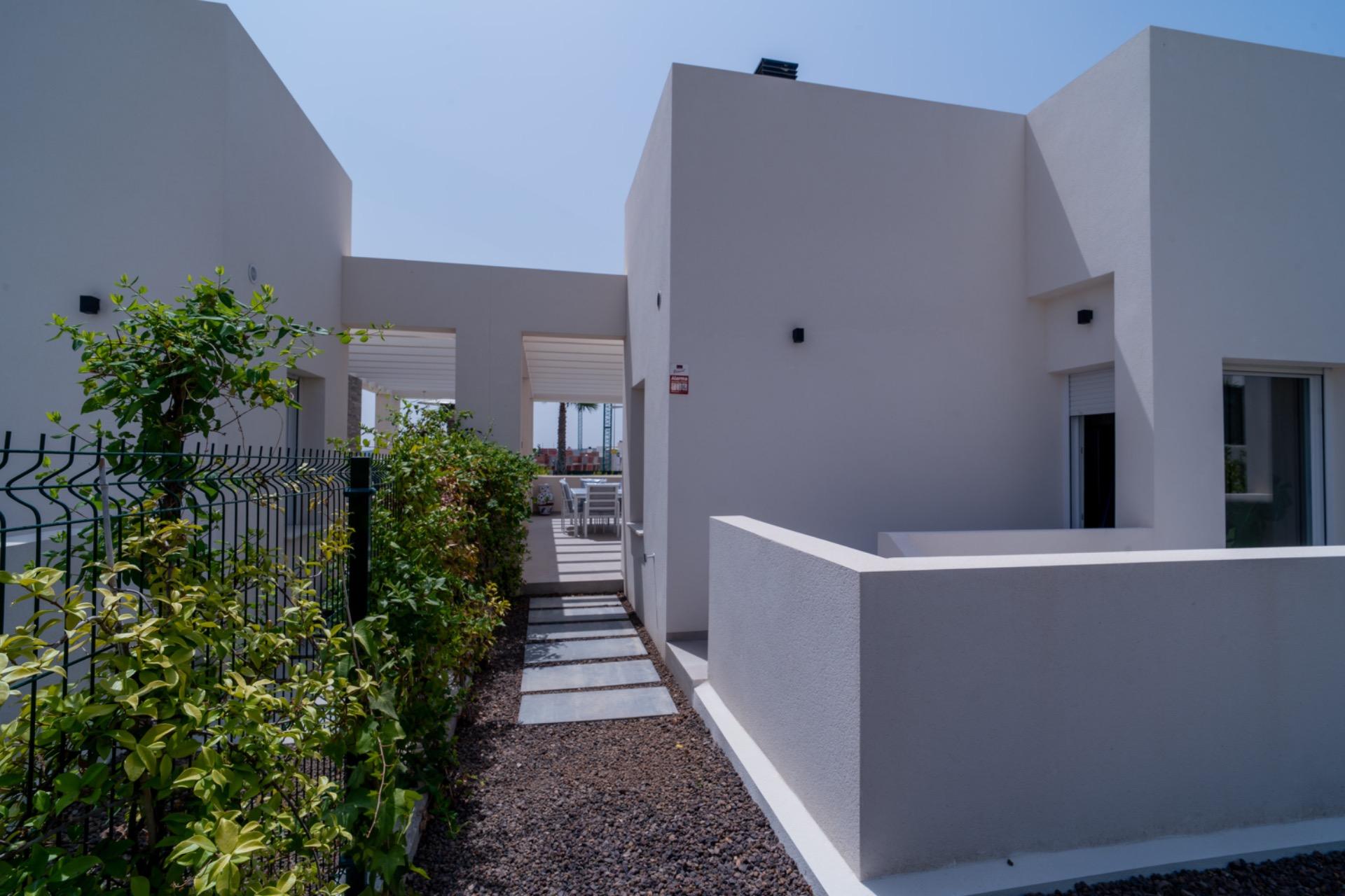 For sale - 3 Bedroom 2 Bathroom Villa in Algorfa - La Finca Golf  - Alicante