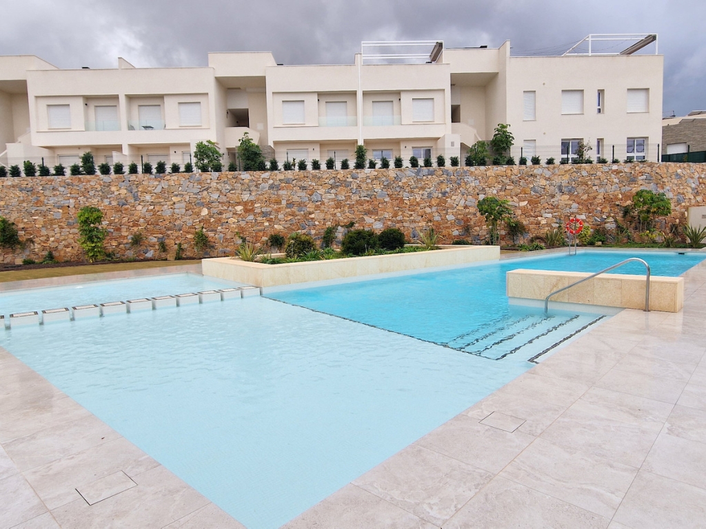 3 Bedroom 2 Bathroom Bungalow in Algorfa