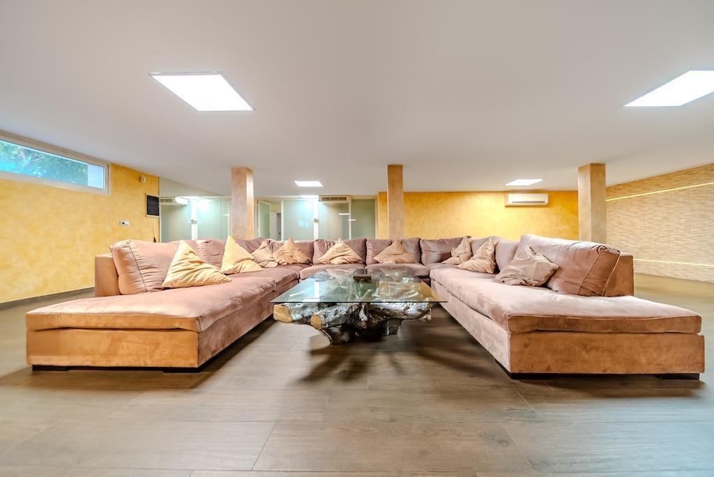 For sale - 5 Bedroom 4 Bathroom Villa in Torrevieja - Torre La Mata  - Alicante