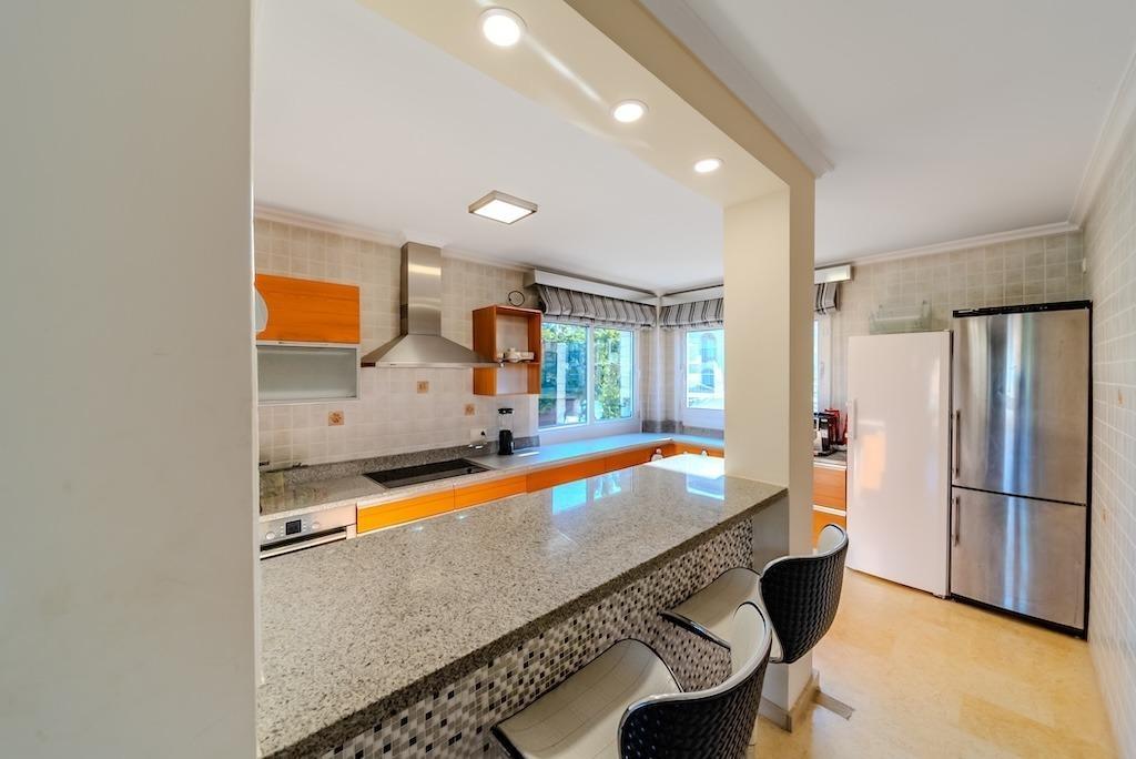 For sale - 5 Bedroom 4 Bathroom Villa in Torrevieja - Torre La Mata  - Alicante