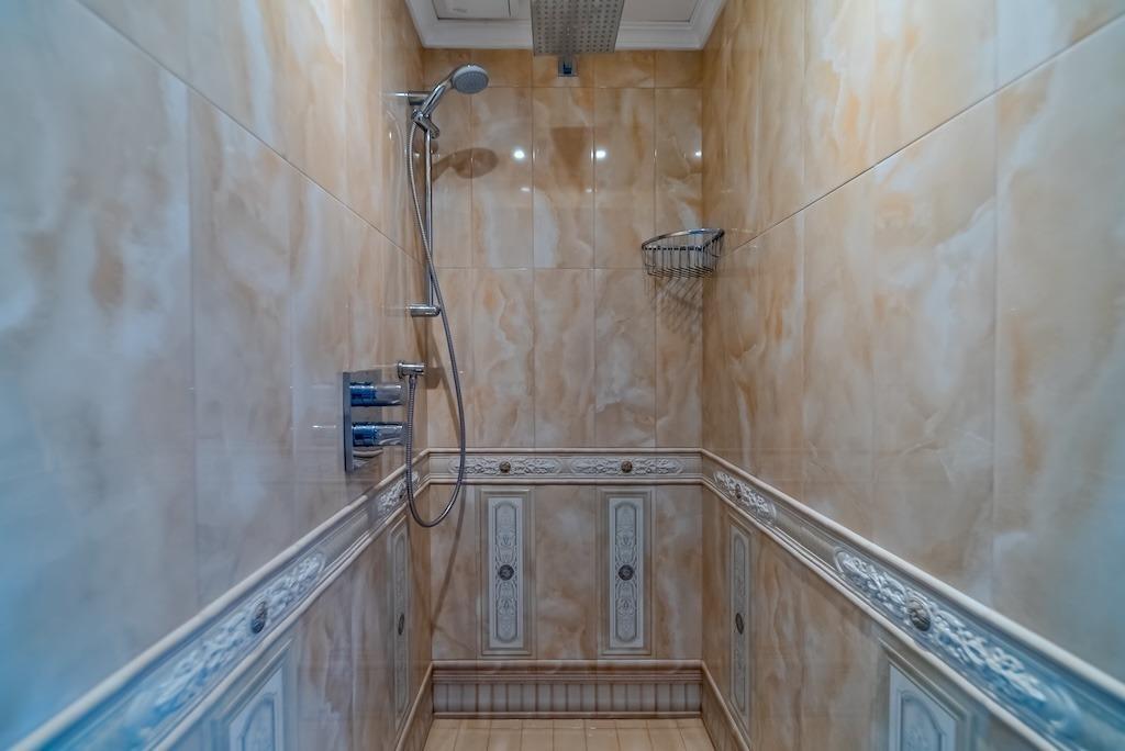 For sale - 5 Bedroom 4 Bathroom Villa in Torrevieja - Torre La Mata  - Alicante