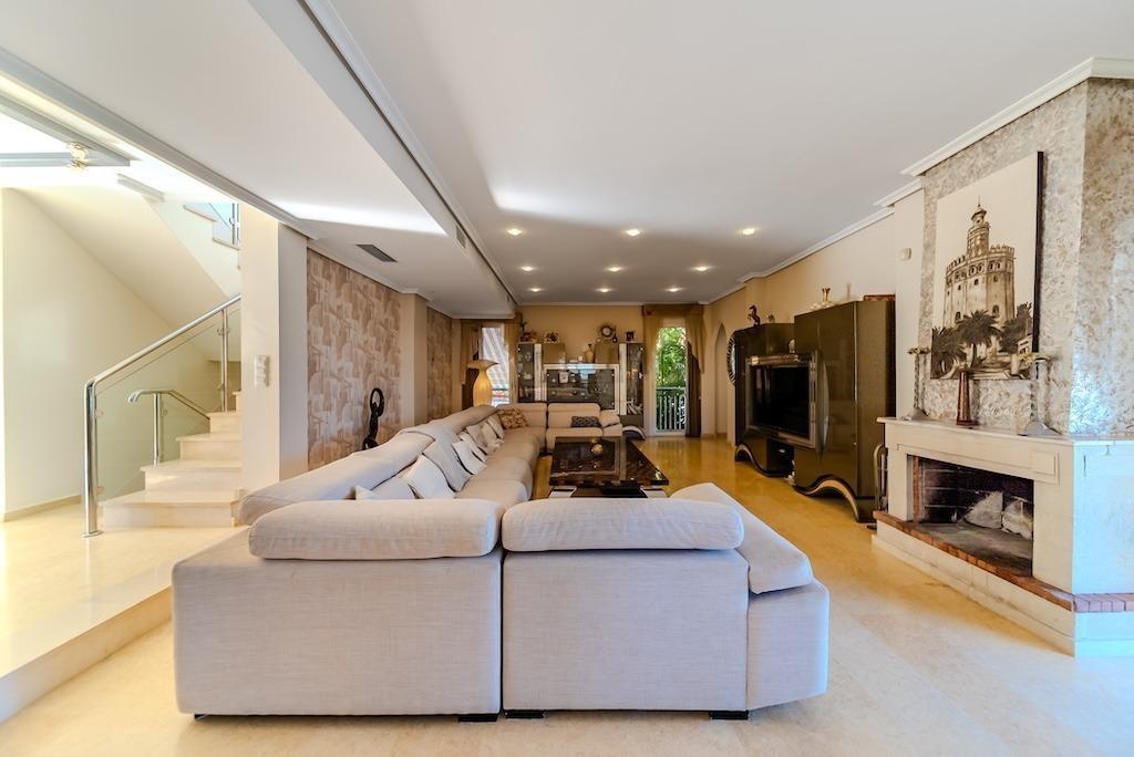 For sale - 5 Bedroom 4 Bathroom Villa in Torrevieja - Torre La Mata  - Alicante